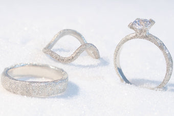 テクスチャーで魅せるジュエリー