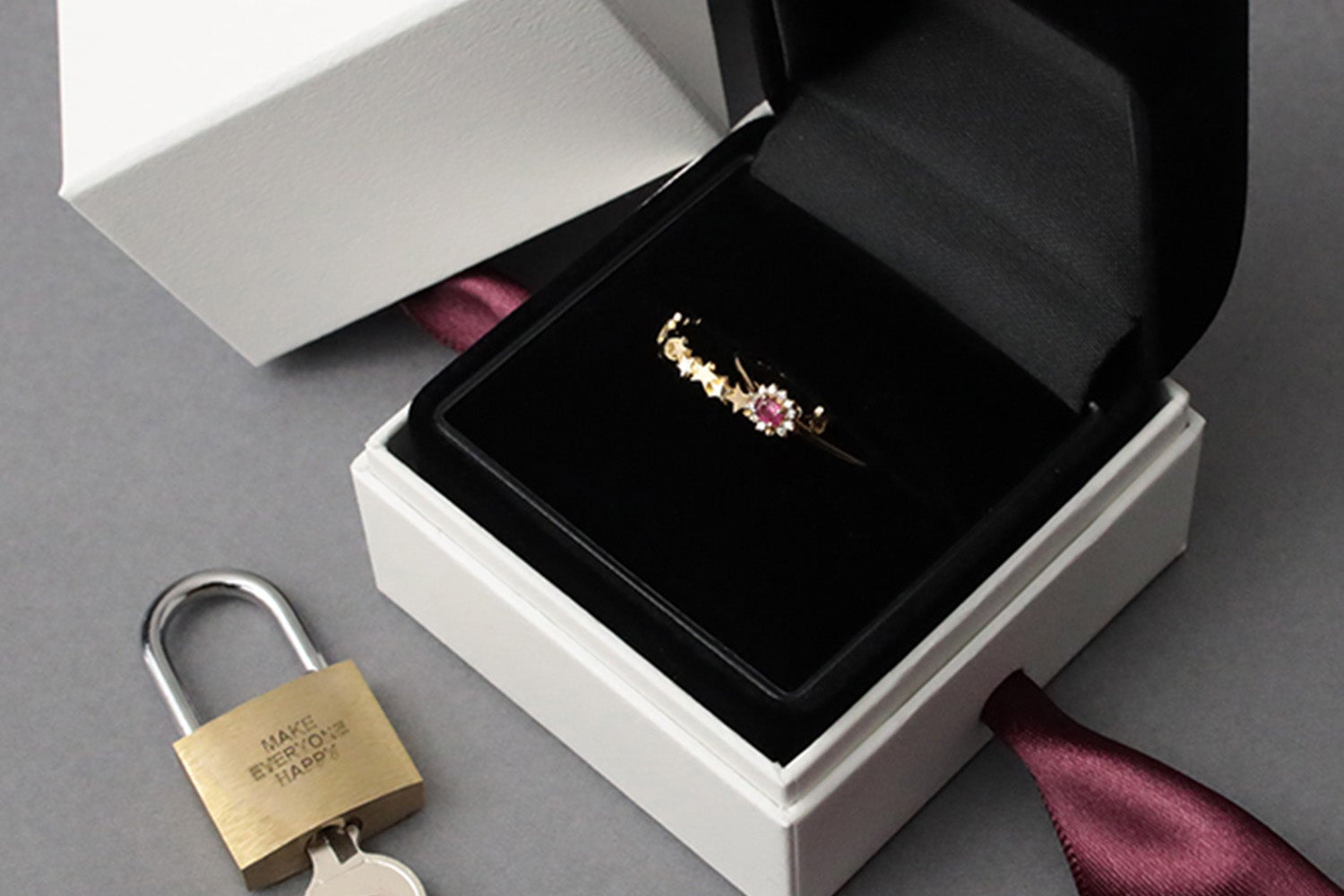 【 Gift 】カテゴリー別おすすめジュエリー