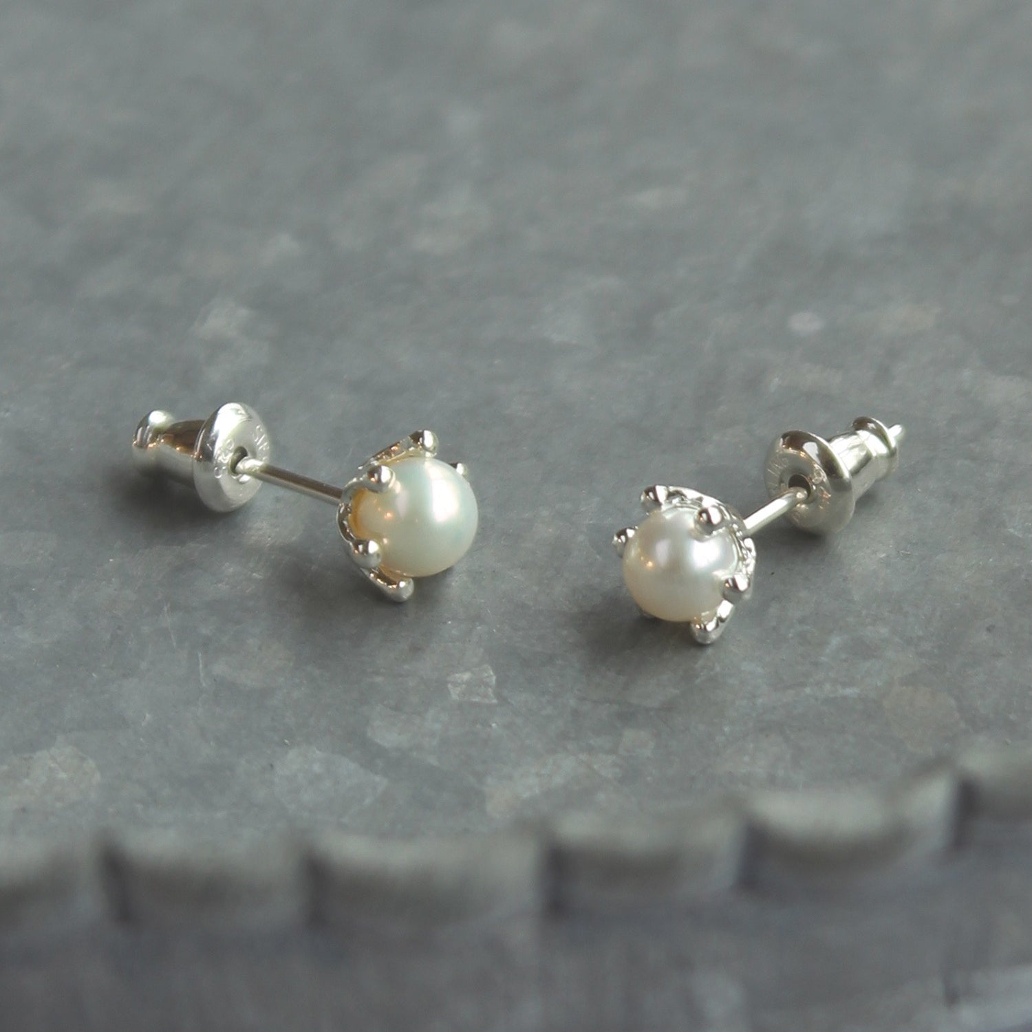 シルバー、パール、pearl、ピアス、silver925,pierced earrings、ミルククラウン、milkcrown,ギフト、プレゼント、オケージョン、結婚式