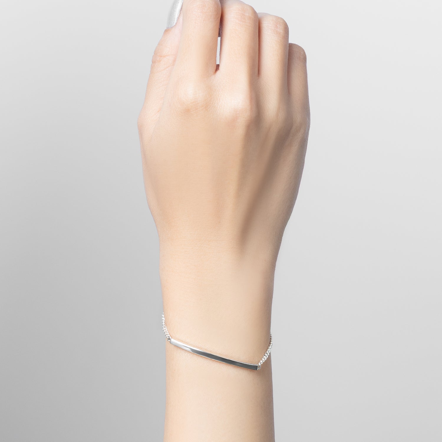 シルバー,ブレスレット,ジュエリー,アクセサリー,プレート,シルバー925,メタル,ミニマルジュエリー,silver,jewelry,accessory,bracelet,silver925,メンズジュエリー,ジェンダーレス,ユニセックス,ギフト,プレゼント,シンプルデザイン,ベーシックデザイン,metal,mens,chain,チェーンブレスレット,2026,newcollection,新作,新作コレクション