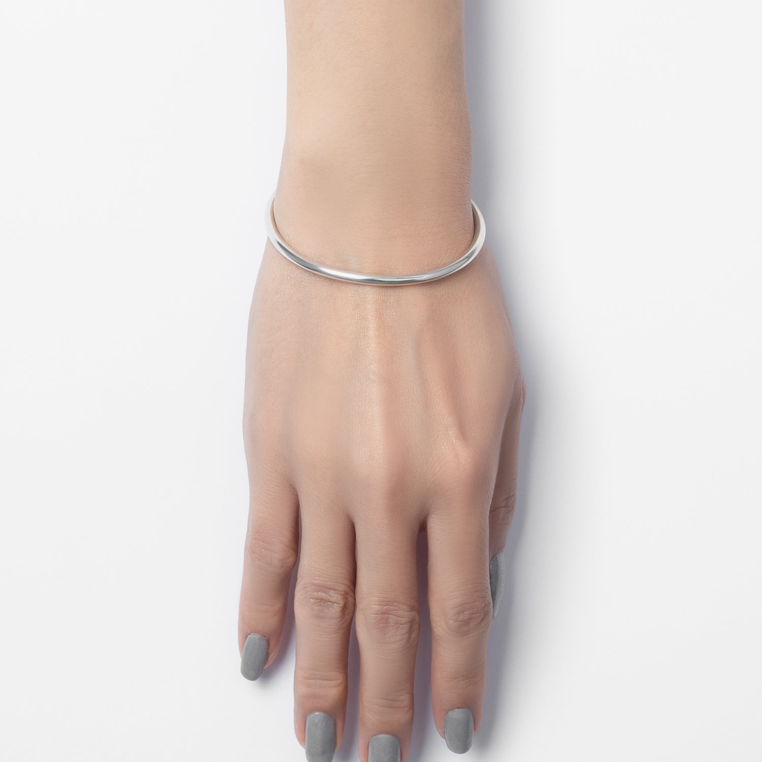 シルバー,ブレスレット,ジュエリー,アクセサリー,バングル,シルバー925,メタル,ミニマルジュエリー,silver,jewelry,accessory,bracelet,silver925,メンズジュエリー,ジェンダーレス,ユニセックス,ギフト,プレゼント,シンプルデザイン,ベーシックデザイン,metal,mens,chain,チェーンブレスレット,2026,newcollection,新作,新作コレクション