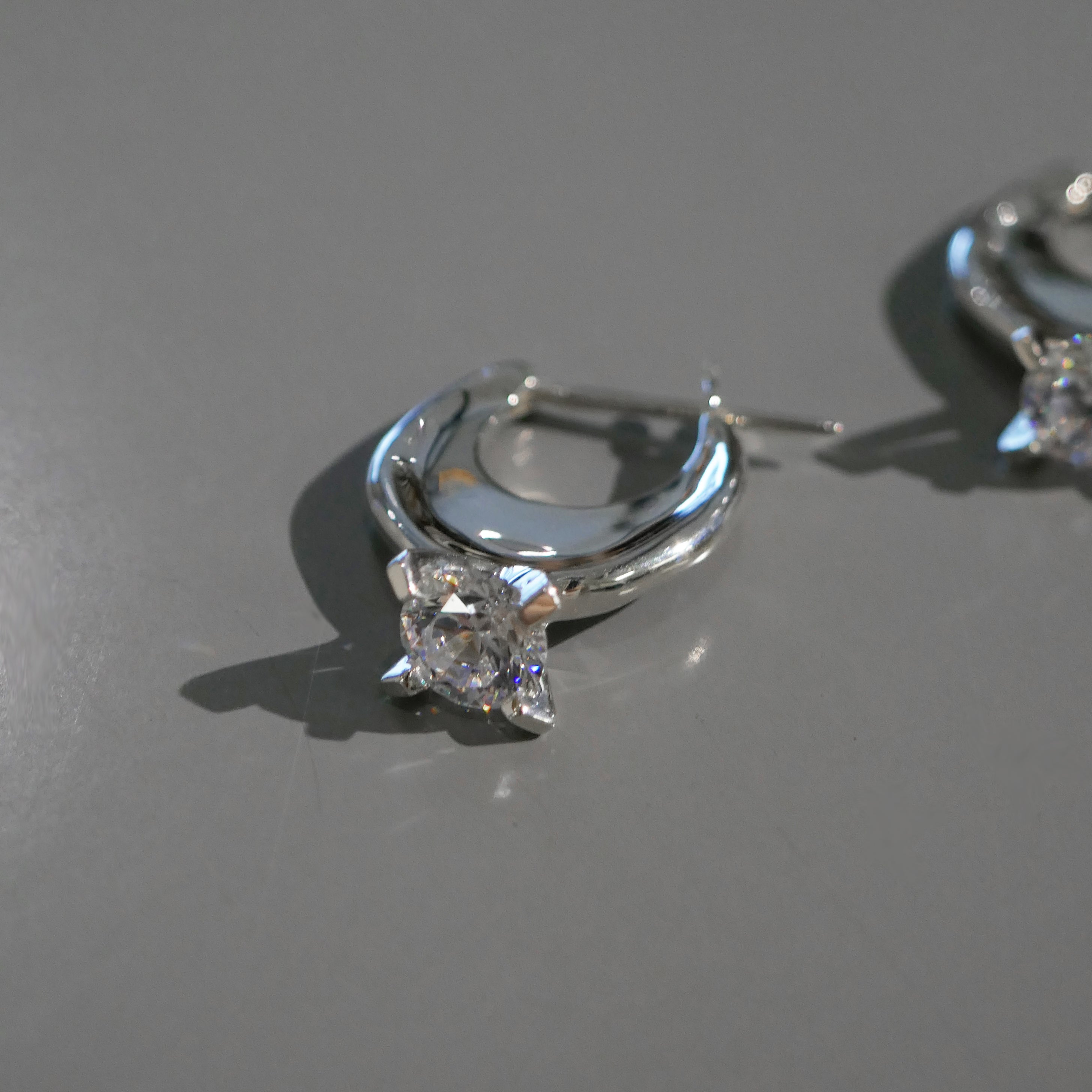 シルバー、zirconia、キュービックジルコニアl、ピアス、silver925,pierced earrings、フープ、フープピアス、hoop,ギフト、プレゼント、オケージョン、結婚式