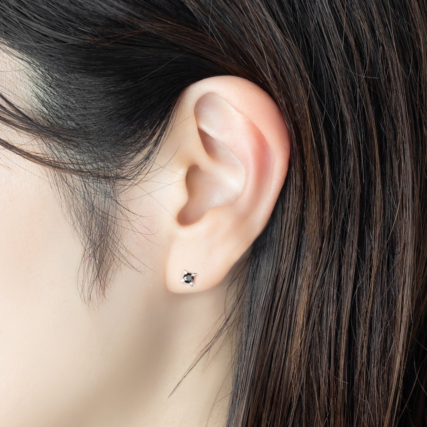 シルバー,ピアス,ブラック,ストーン,シルバーピアス,アクセサリー,モード,キュービックジルコニア,スタッドピアス,silver925,pierce,black,cubiczirconia,accessory,stone,mode,メンズジュエリー,プチピアス,petit,mini,軟骨,ヘリックス,ミニマル,ミニマム,ワンポイント