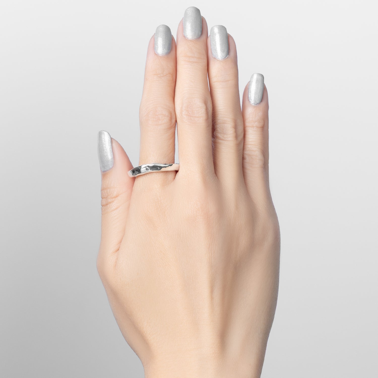 シルバー,ジュエリー,リング,指輪,アクセサリー,silver,jewelry,ring,accessory,ブラック,ストーン,キュービックジルコニア,ブラックジュエリー,モード,モノトーン,メンズ,メンズジュエリー,メンズアクセサリー,ジェンダーレス,ユニセックス,black,stone,mode,mens,unisex,cubiczirconia,いぶし,重厚感,デコラティブ,個性派,デザイナーズジュエリー