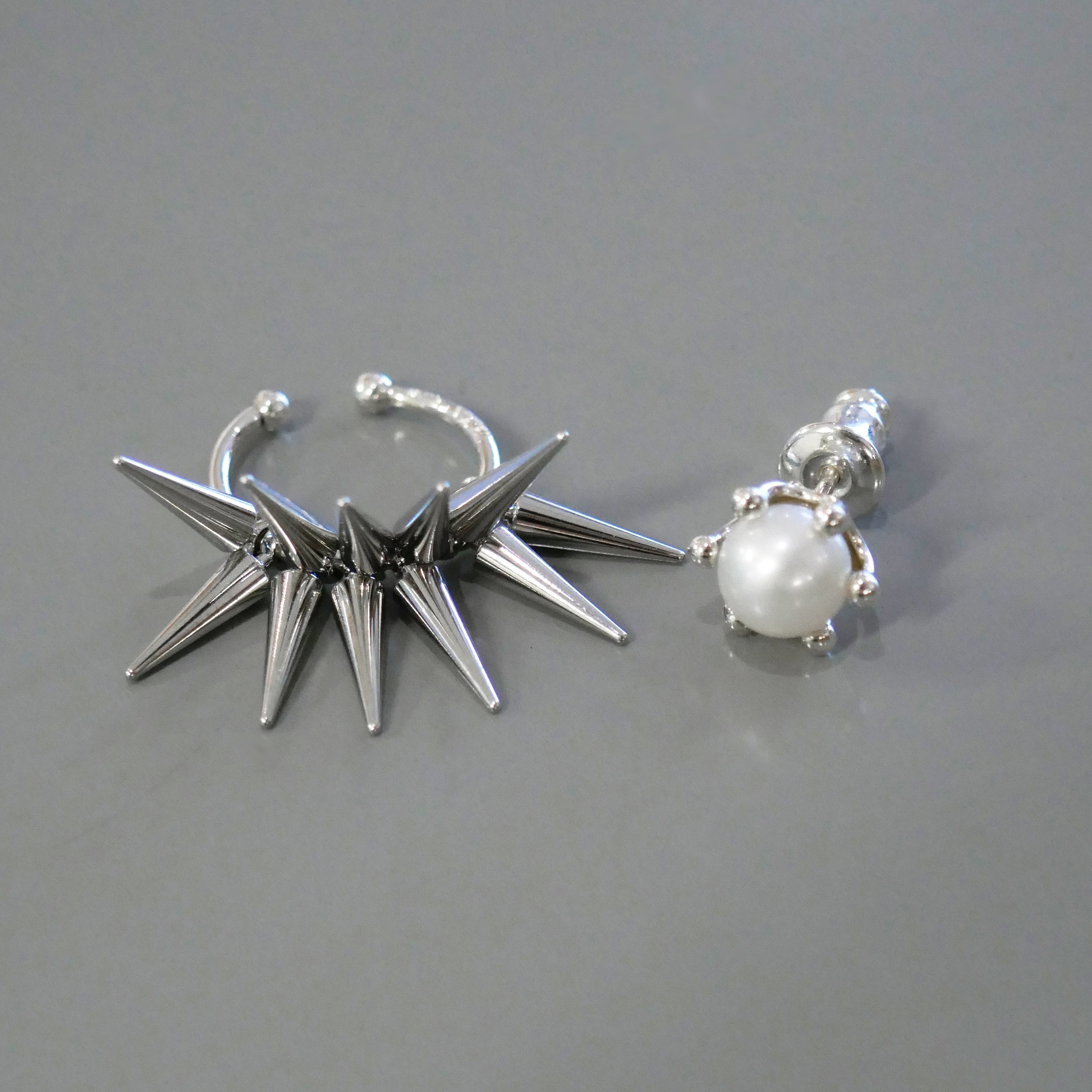 シルバー、スタッズ、ピアス、スタッズピアス、silver925,studs、pierced earrings、ギフト、プレゼント、milkcrown、ミルククラウン、パール、pearl、イヤーカフ