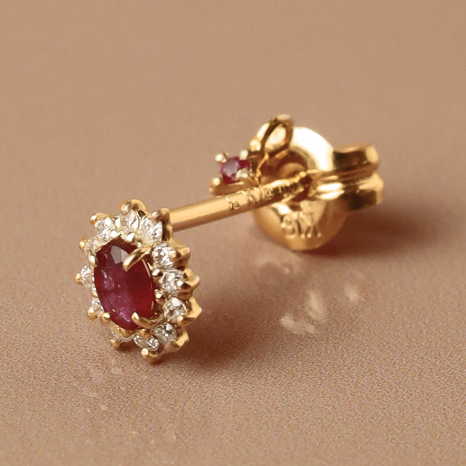 ゴールド,K18,レディース,ピアス,pierced earrings,gold,women,gift,present,ギフト,プレゼント,天然石,naturalstones,ruby,ルビー,omamori,お守り,diamond,サファイヤ,sapphire,ダイヤモンド
