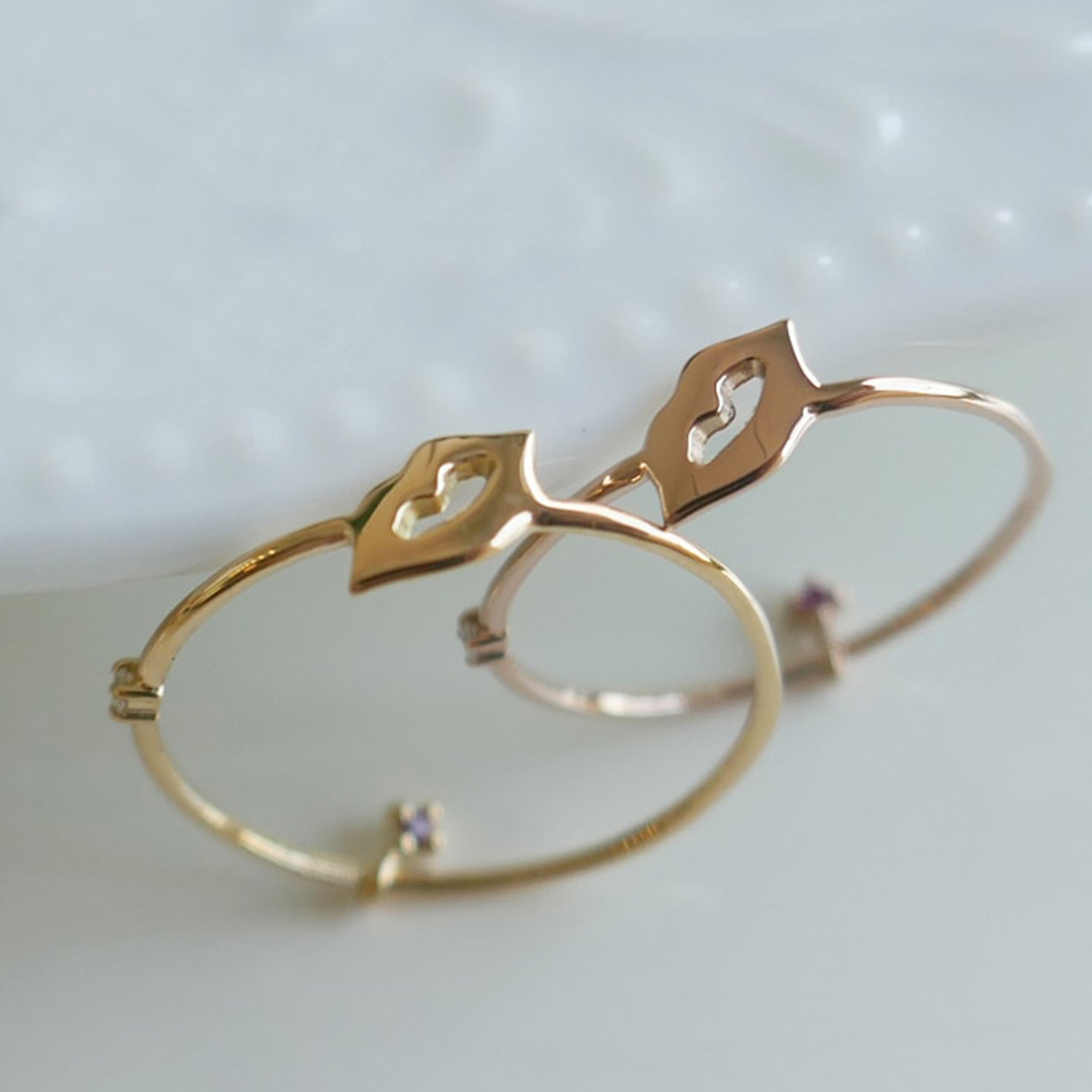 ゴールド,K18,レディース,ring,リング,gold,women,gift,present,ギフト,プレゼント,唇,lip,モチーフ,motif,ruby,ルビー,omamori,お守り