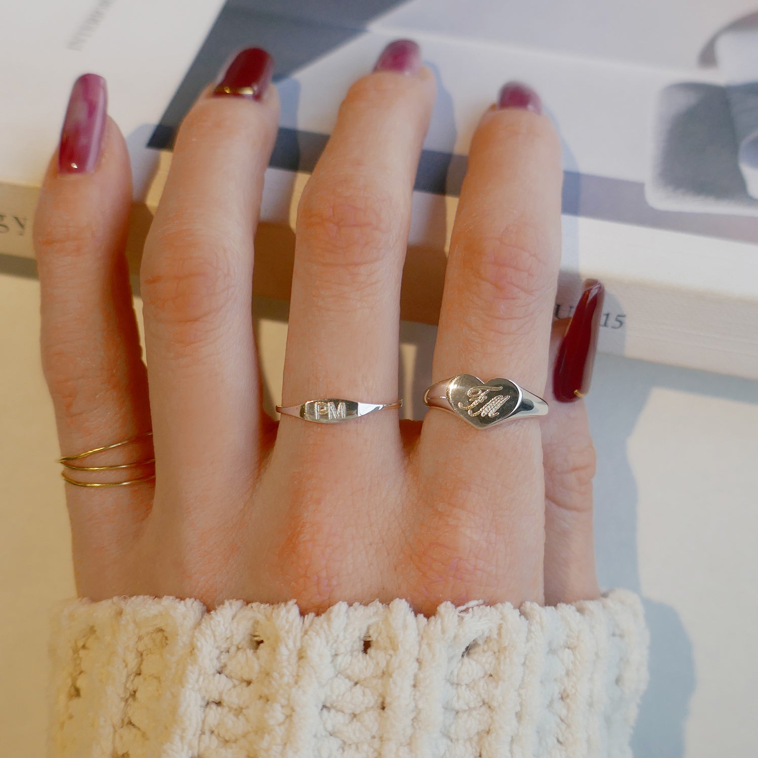 シルバー,リング,指輪,印台,シグネットリング,刻印,メッセージ,メンズジュエリー,ジェンダーレスジュエリー,モード,アクセサリー,オンライン限定,EC限定,オーダーメイド,limited,onlinelimited,pinkyring,silver,ring,signetring,mens,jewelry,metal,accessory,メタルジュエリー,ギフト,プレゼント,,エレガント,ラグジュアリー,フラット,シルバージュエリー,個性派,ユニーク,デザイナーズ,ドドメスティックブランド,silver925