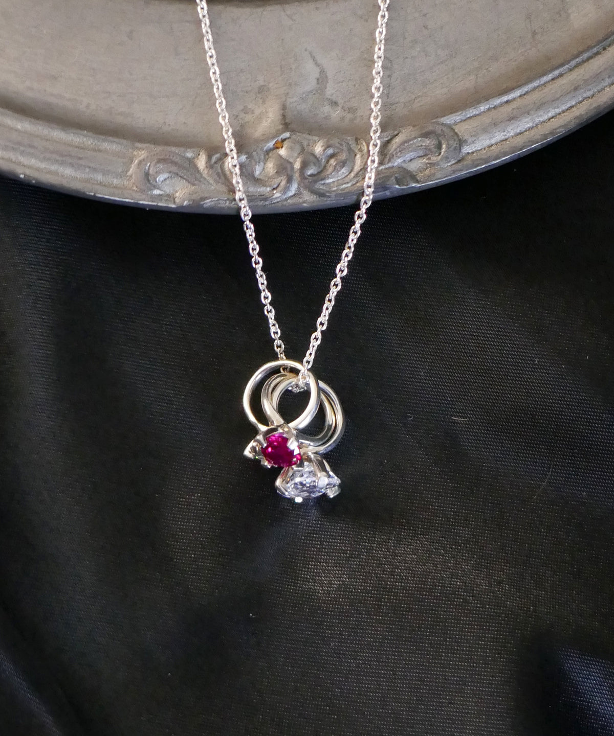 シルバー,ジュエリー,アクセサリー,ユニーク,ギフト,ジェンダーレス,モード,silver,ネックレス,necklace,jewelry,gift,unisex,mode,metal,モチーフ,accessory,motif,キュービックジルコニア,cubiczirconia,