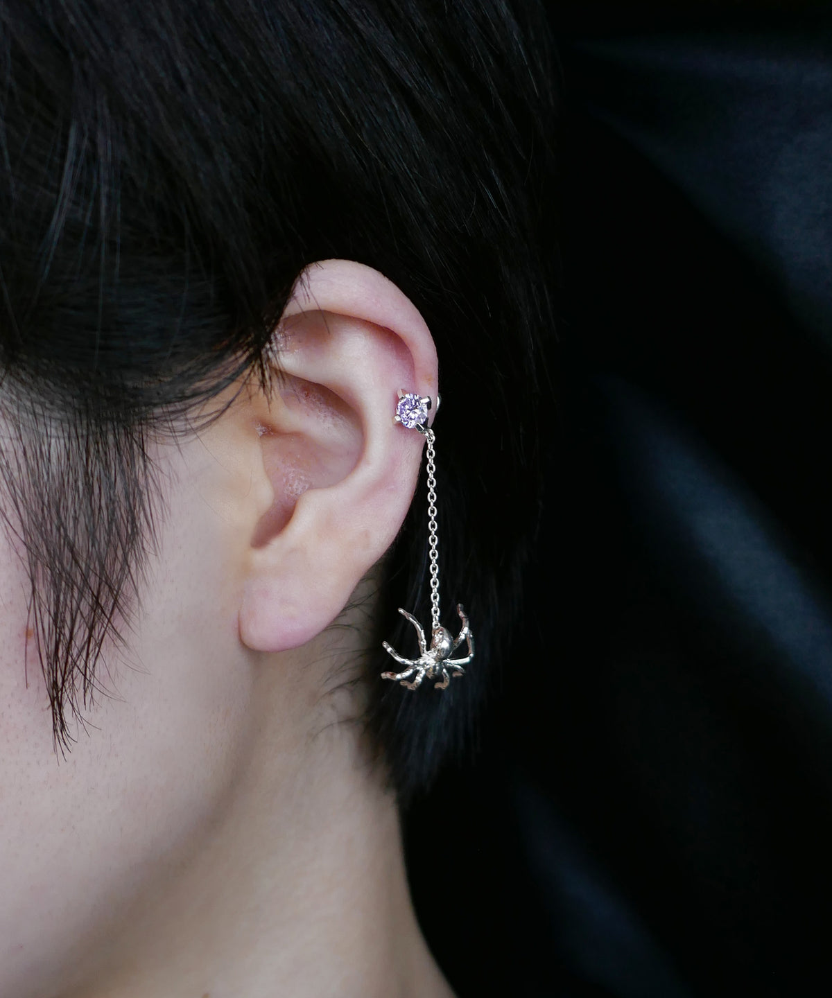 シルバー,ピアス,pierced earrings,ジュエリー,アクセサリー,蜘蛛,くも,クモ,ユニーク,ギフト,ジェンダーレス,モード,silver,ring,jewelry,spider,gift,unisex,mode,metal,モチーフ,accessory,motif,キュービックジルコニア,cubiczirconia