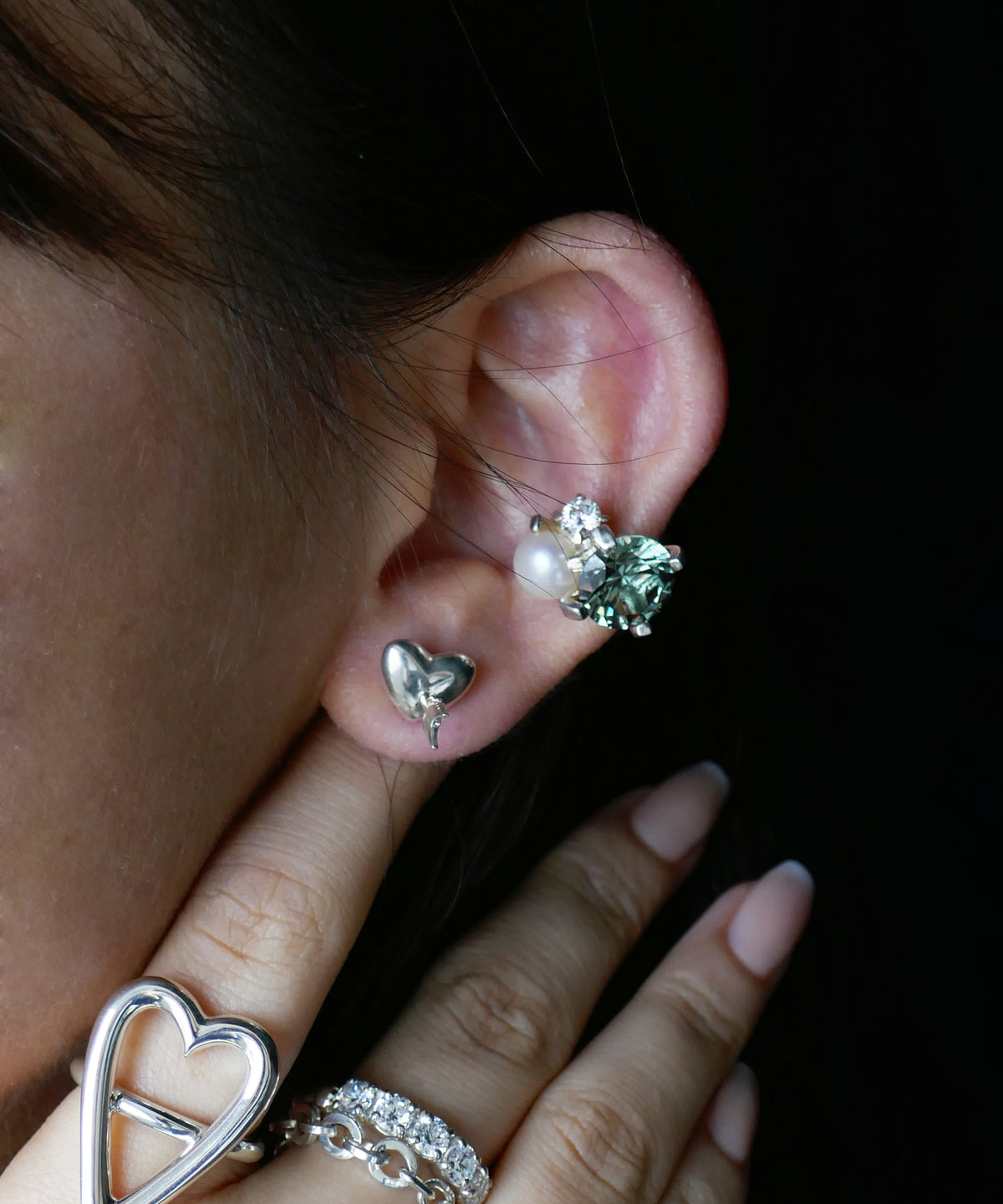 シルバー,イヤーカフ,earcuff,ジュエリー,アクセサリー,ユニーク,ギフト,ジェンダーレス,モード,silver,ring,jewelry,gift,unisex,mode,metal,モチーフ,accessory,motif,キュービックジルコニア,cubiczirconia,パール,pearl