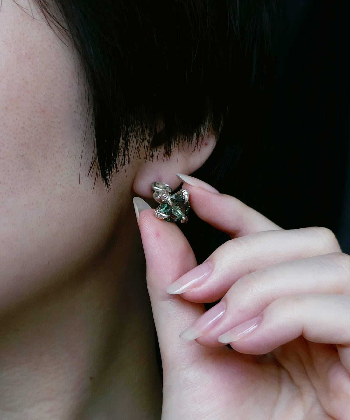 シルバー,ピアス,pierced earrings,ジュエリー,アクセサリー,鷹,たか,タカ,イーグル,ユニーク,ギフト,ジェンダーレス,モード,silver,jewelry,eagle,gift,unisex,mode,metal,モチーフ,accessory,motif,キュービックジルコニア,cubiczirconia,event,イベント,石替え