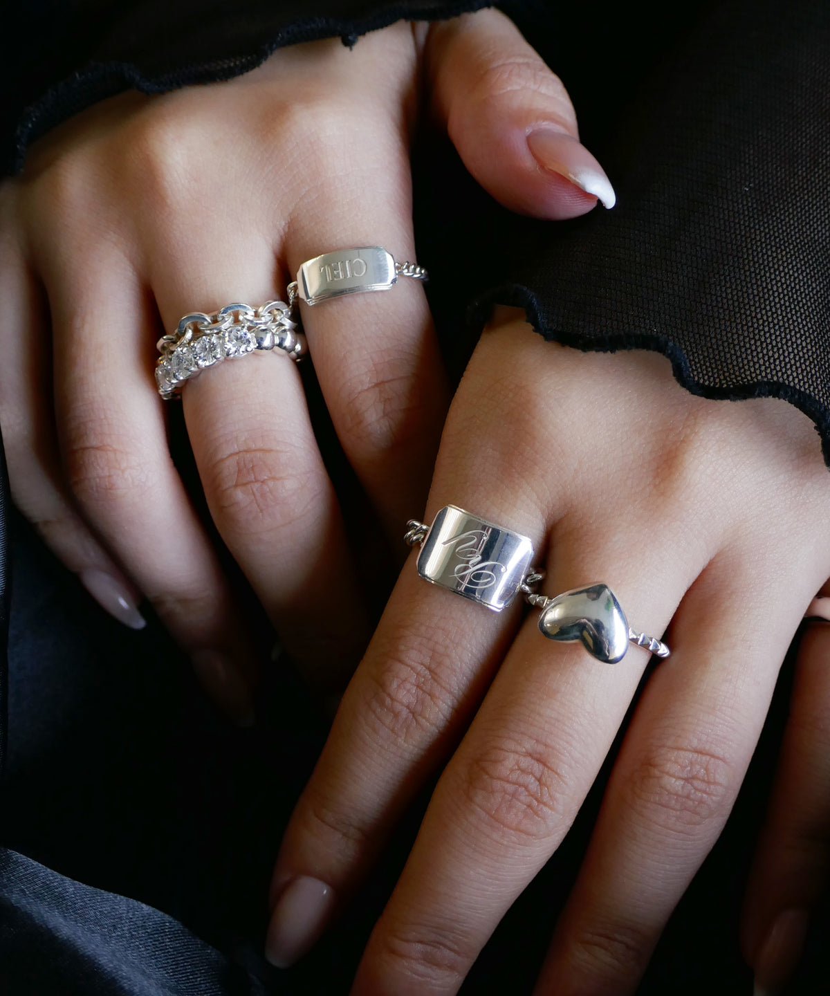 シルバー,リング,ring,ジュエリー,アクセサリー,heart,ユニーク,ギフト,ジェンダーレス,モード,silver,jewelry,指輪,gift,unisex,mode,metal,モチーフ,accessory,motif,studs,ハート,スタッズ