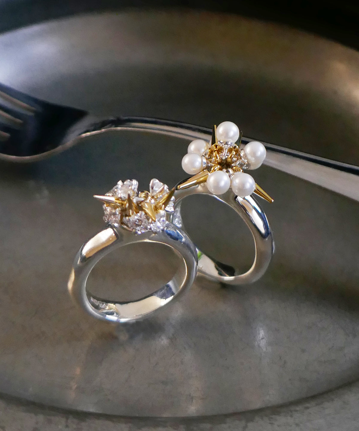 シルバー,リング,指輪,ジュエリー,アクセサリー,スタッズ,ユニーク,ギフト,ジェンダーレス,モード,silver,ring,jewelry,spider,gift,unisex,mode,metal,モチーフ,accessory,motif,キュービックジルコニア,cubiczirconia