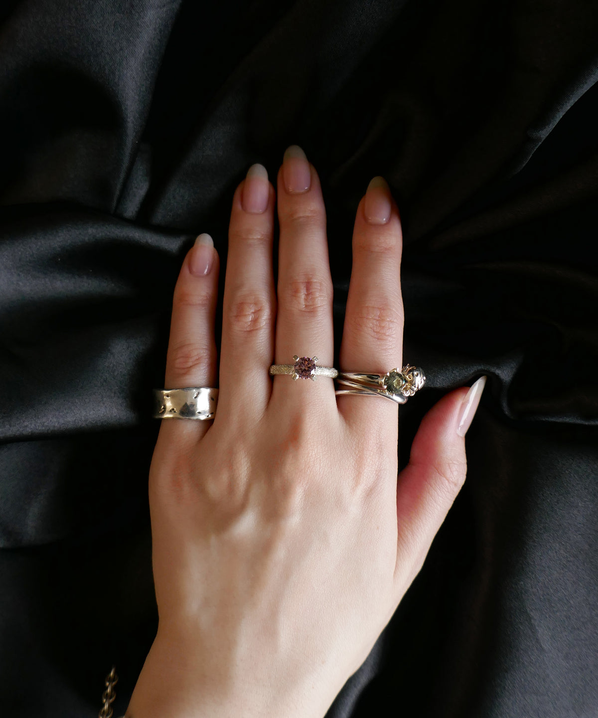 シルバー,リング,指輪,ジュエリー,アクセサリー,てんとう虫,,ユニーク,ギフト,ジェンダーレス,モード,silver,ring,jewelry,ladybug,gift,unisex,mode,metal,モチーフ,accessory,motif,キュービックジルコニア,cubiczirconia,event,イベント,石替え