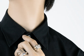 【Signet Ring/シグネットリング】 時代を超えて愛される、印章から生まれたジュエリー