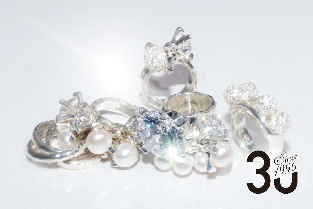 e.m. 30YEARS COLLECTION 11.1 (Sun.)-