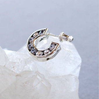 シルバー,ピアス,指輪,ジュエリー,アクセサリー,パール,キュービックジルコニア,たたき,ユニーク,ギフト,ジェンダーレス,モード,メンズ,フープ,silver,ring,jewelry,cubiczirconia,gift,unisex,mode,metal,Pearl,accessory,hooppierce,pierce