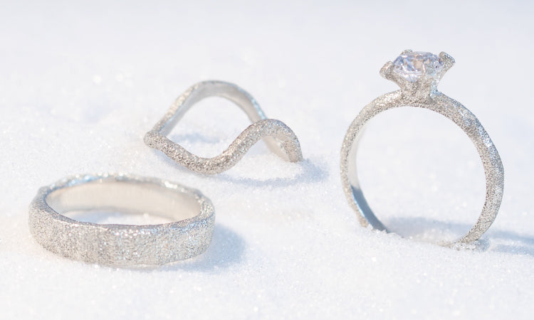 e.m. group Official Site |e.m.| LOVE BY e.m. | little emblem