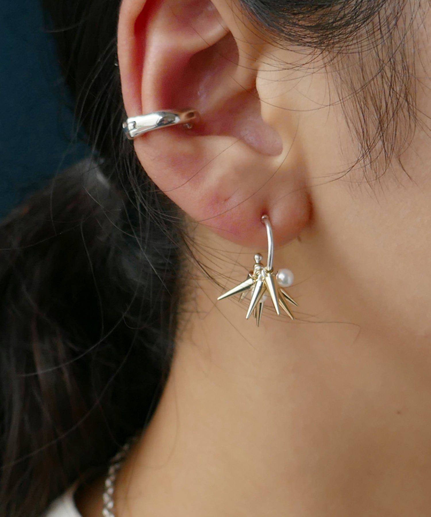 大ぶりピアス♥︎デザインポストピアス ハンドメイドピアスの