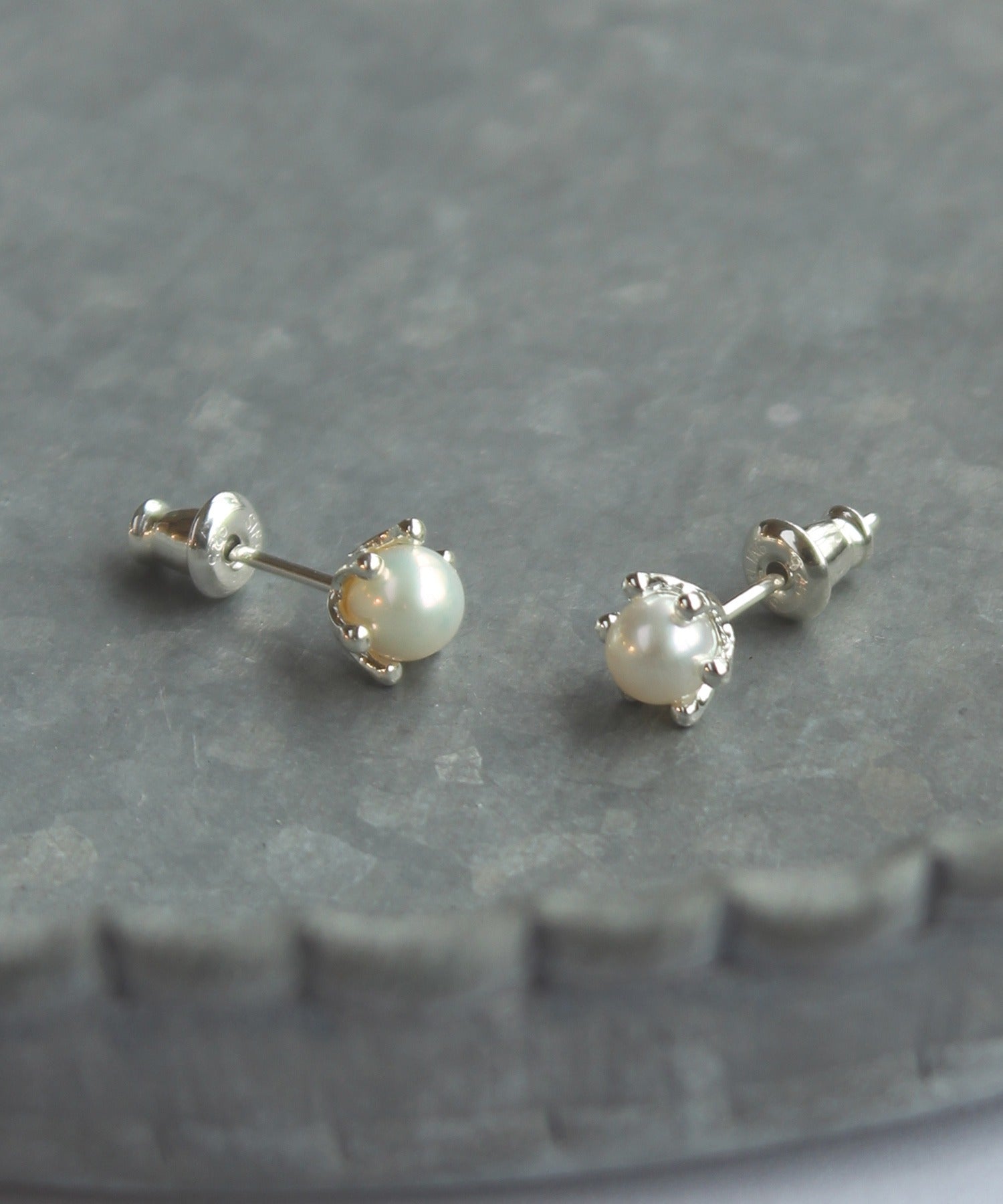 シルバー、パール、pearl、ピアス、silver925，pierced earrings、ミルククラウン、milkcrown,ギフト、プレゼント、オケージョン、結婚式