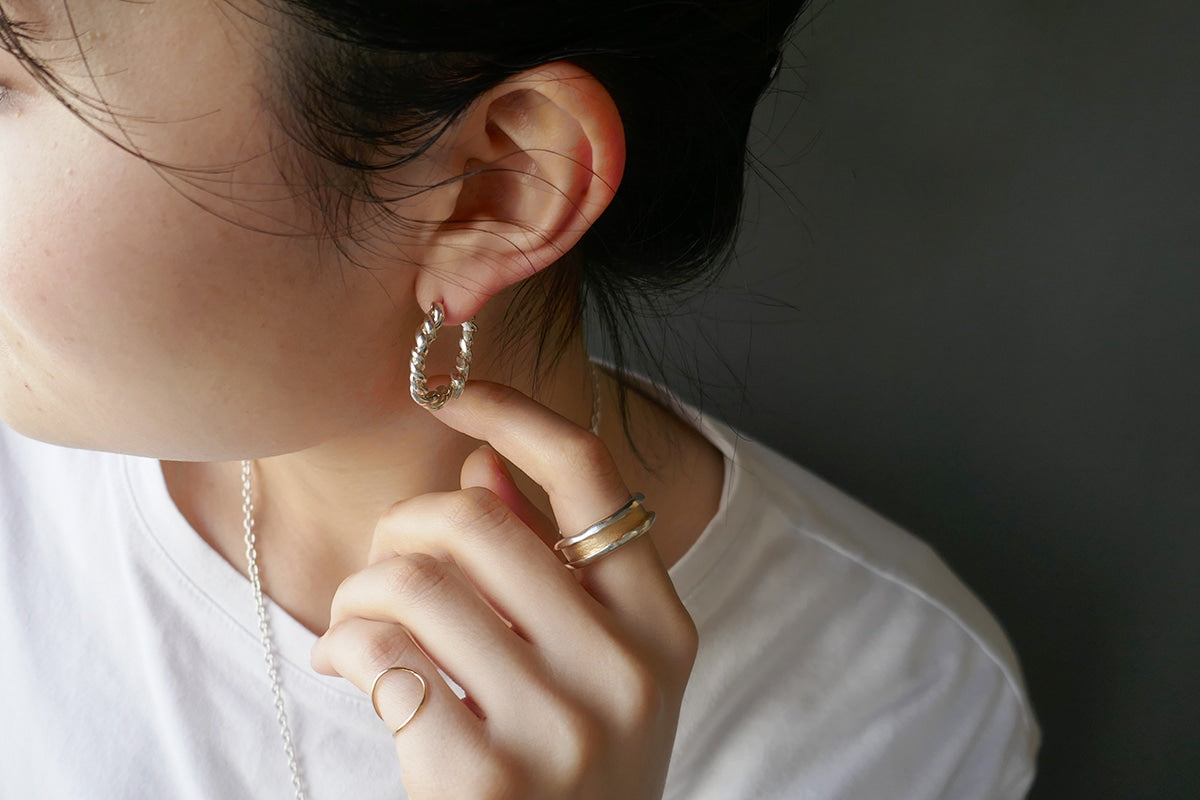ピアス1.トップ1まっつん ボディピアス 1本 片耳 つけっぱなし Silver925 シルバー ねじ式