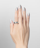 シルバー,ジュエリー,リング,指輪,アクセサリー,silver,jewelry,ring,accessory,ブラック,ストーン,キュービックジルコニア,ブラックジュエリー,モード,モノトーン,メンズ,メンズジュエリー,メンズアクセサリー,ジェンダーレス,ユニセックス,black,stone,mode,mens,unisex,cubiczirconia,いぶし,重厚感,デコラティブ,個性派,デザイナーズジュエリー