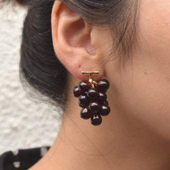 ピアス,ジュエリー,アクセサリー,ジェンダーレス,メンズ,レディース,ユニセックス,ポリエステルレジン,真鍮,フルーツ,フルーツモチーフ,モチーフ,ギフト,ラッピング,ユニーク,ギフト ,モード,ぶどうピアス,ぶどう,果物
earrings,piercedearrings,jewelry,gift,unisex,mode,metal,accessory,fruits,fruits motif