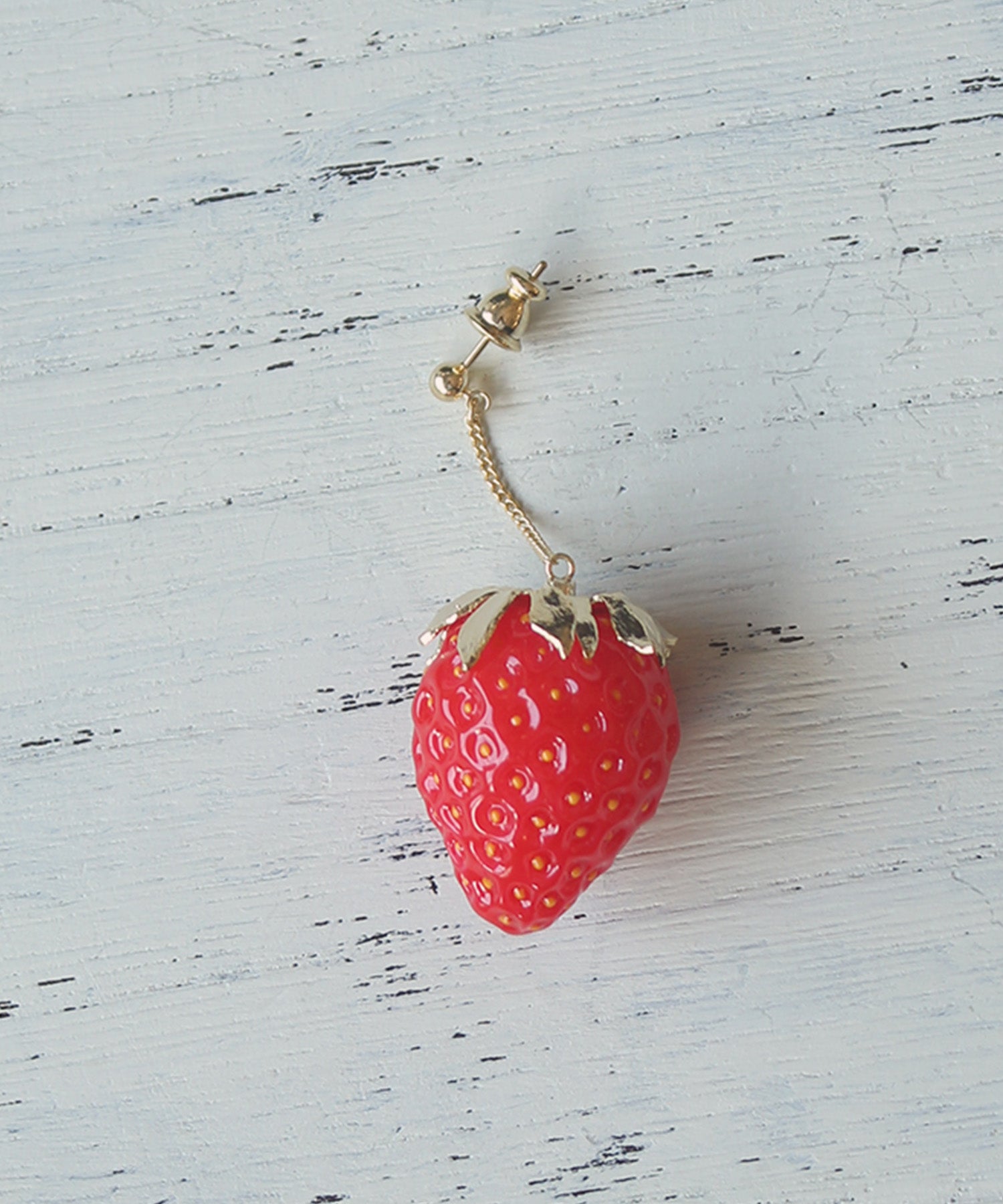 e.m. いちごのピアス2 e.m. いちごのピアス2