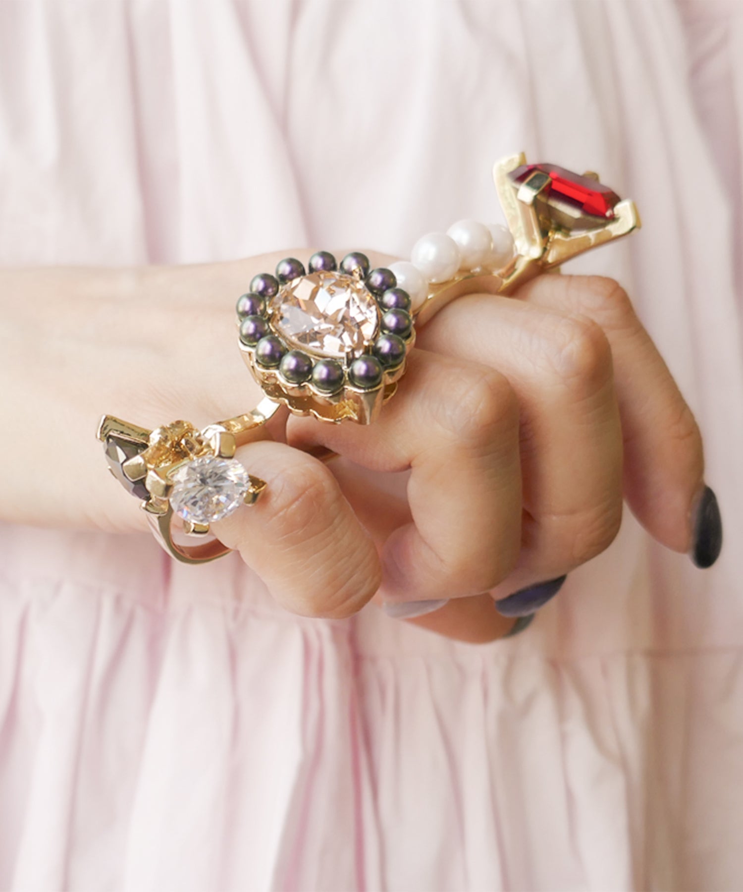 e.m. group Official Site |e.m.| LOVE BY e.m. | little emblem