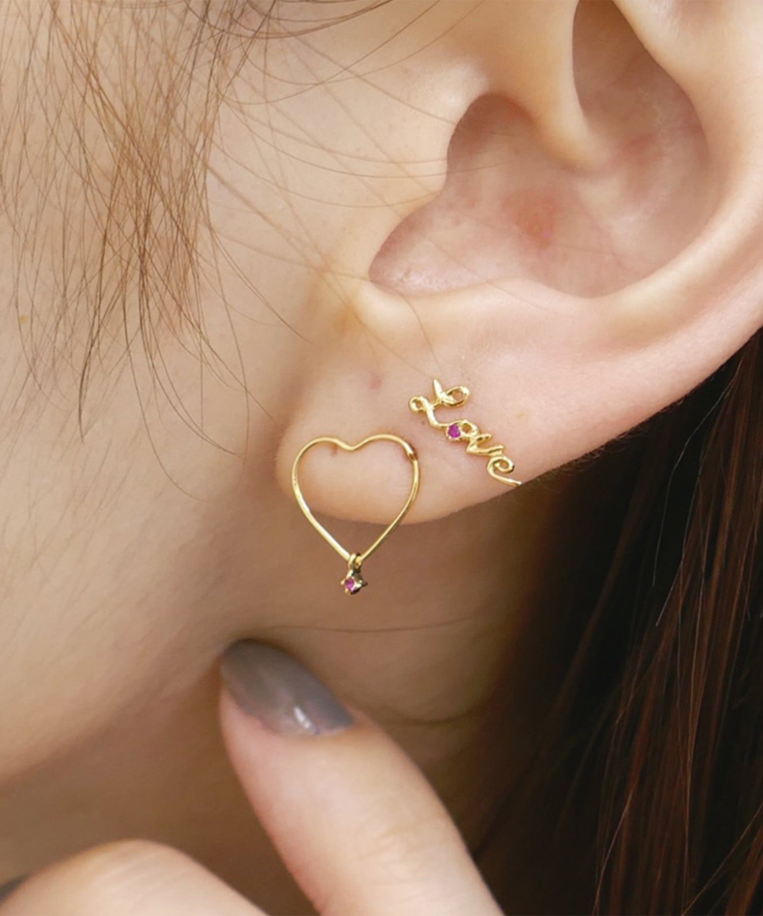 e.m. little emblem  Loveピアス little emblem モチーフピアス紹介 | イー・エム | ショップ