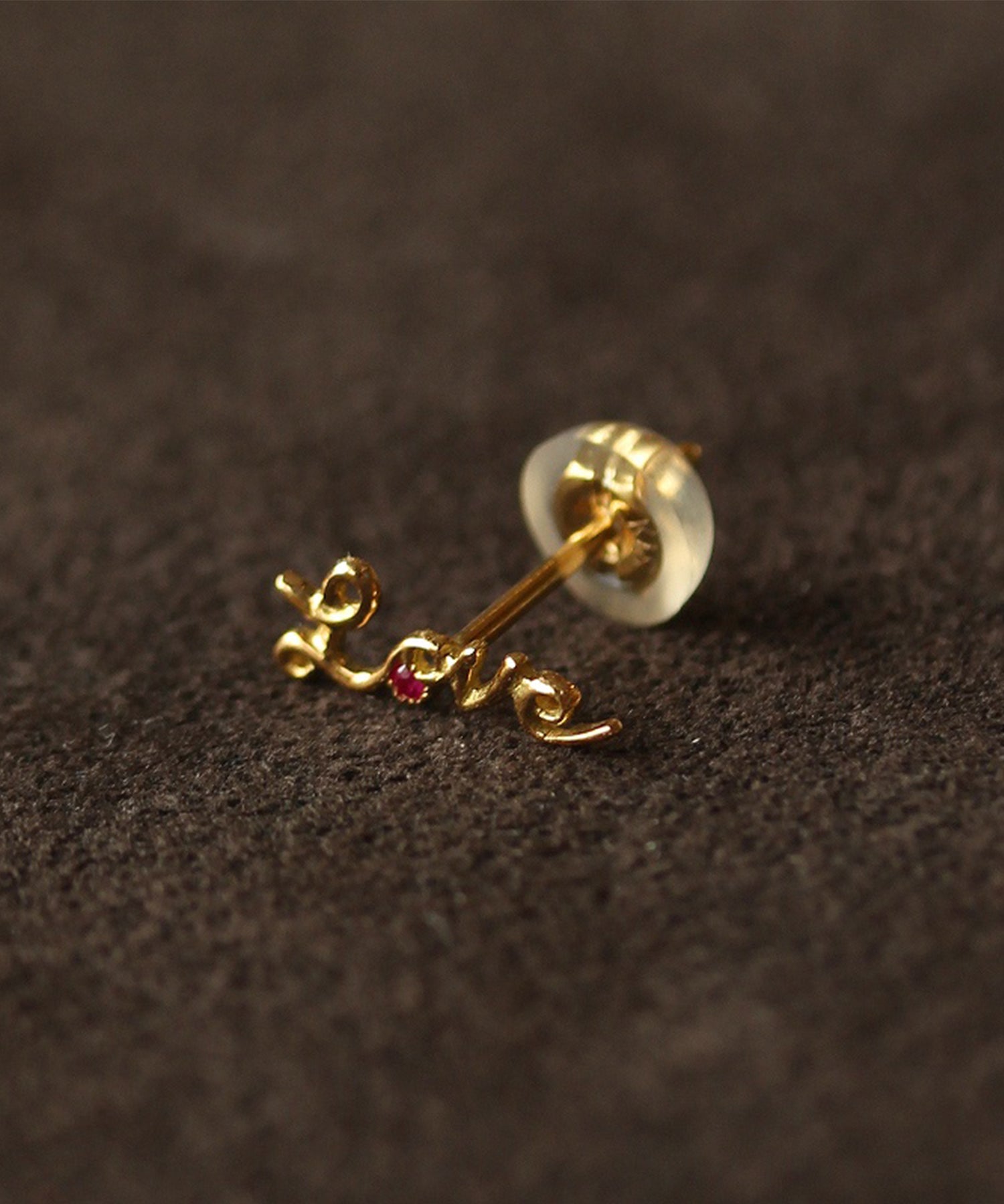 e.m. little emblem Loveピアス e.m. little emblem Loveピアス リトルエンブレム - メルカリ