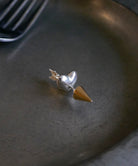 シルバー,pierced earrings,ピアス,ジュエリー,アクセサリー,heart,ハート,ユニーク,ギフト,ジェンダーレス,モード,silver,jewelry,rose,gift,unisex,mode,metal,モチーフ,accessory,motif,event,イベント,矢