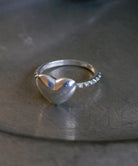 シルバー,リング,ring,ジュエリー,アクセサリー,heart,ユニーク,ギフト,ジェンダーレス,モード,silver,jewelry,指輪,gift,unisex,mode,metal,モチーフ,accessory,motif,studs,ハート,スタッズ