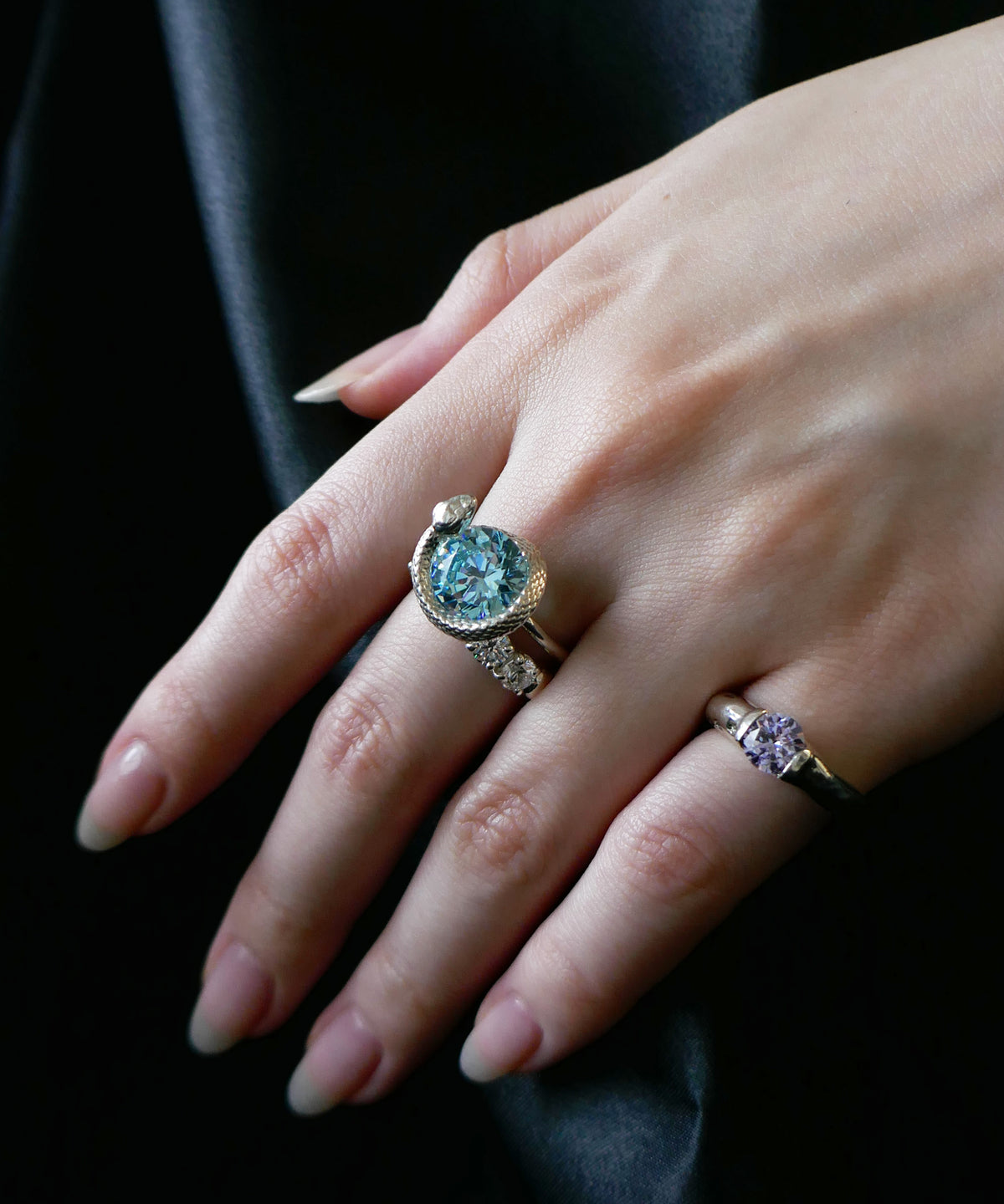シルバー,リング,ピンキーリング,ジュエリー,アクセサリー,ユニーク,ギフト,ジェンダーレス,モード,silver,ring,pinkyring,jewelry,gift,unisex,mode,metal,モチーフ,accessory,motif,キュービックジルコニア,cubiczirconia,
