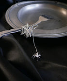 シルバー,earcuff,イヤーカフ,ジュエリー,アクセサリー,くも,クモ,蜘蛛,ユニーク,ギフト,ジェンダーレス,モード,silver,jewelry,spider,gift,unisex,mode,metal,モチーフ,accessory,motif,キュービックジルコニア,cubiczirconia,event,イベント