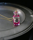 ネックレス,necklace,ジュエリー,アクセサリー,リンゴ,ユニーク,ギフト,ジェンダーレス,モード,silver,jewelry,スカル,gift,unisex,mode,metal,モチーフ,accessory,motif,scull,ドクロ,瓶,ビン,びん,調合薬,薬瓶