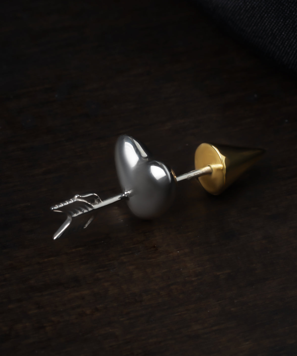シルバー,pierced earrings,ピアス,ジュエリー,アクセサリー,heart,ハート,ユニーク,ギフト,ジェンダーレス,モード,silver,jewelry,rose,gift,unisex,mode,metal,モチーフ,accessory,motif,event,イベント,矢