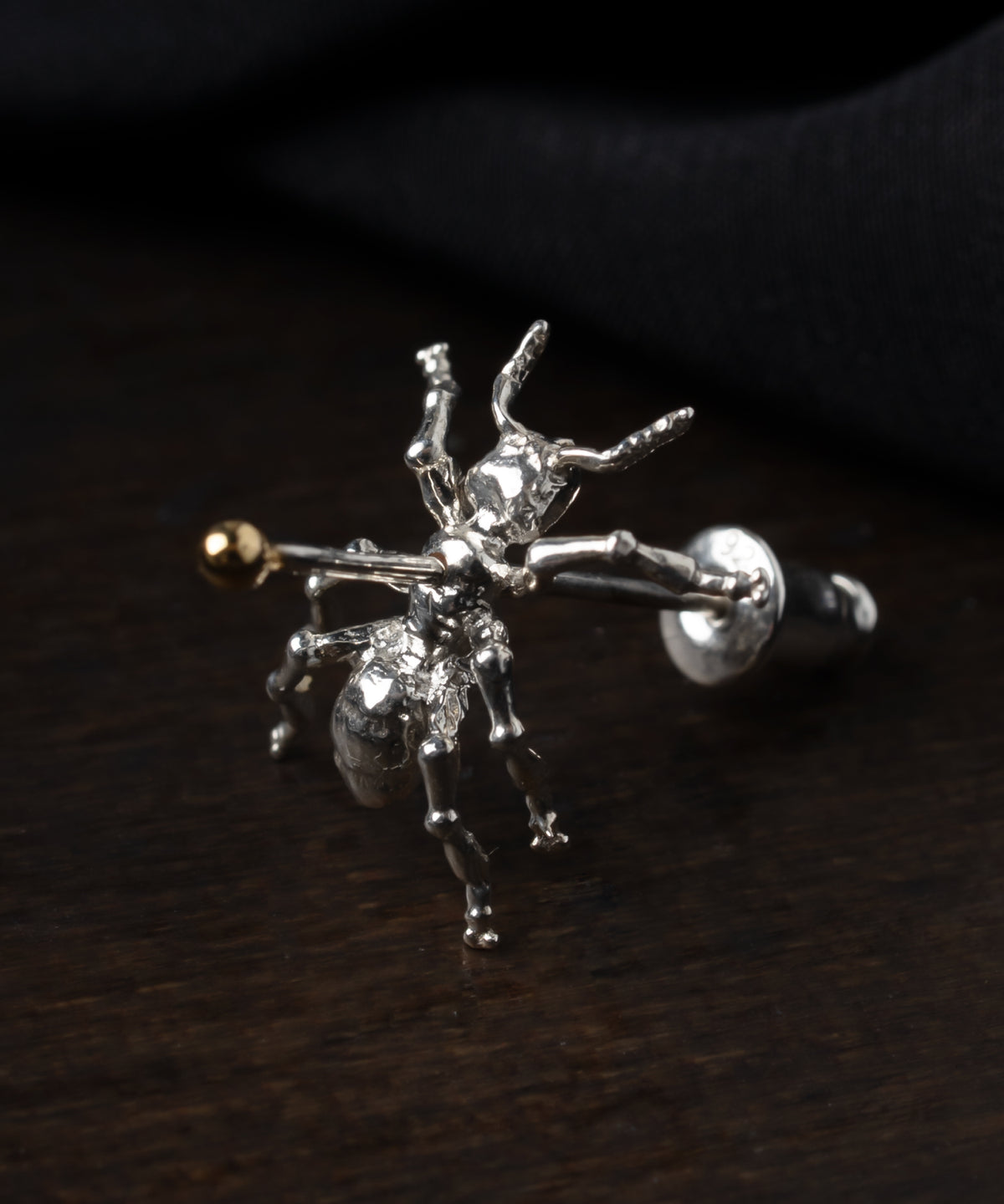 シルバー,pierced earrings,ピアス,ジュエリー,アクセサリー,あり,アリ,ユニーク,ギフト,ジェンダーレス,モード,silver,jewelry,gift,unisex,mode,metal,モチーフ,accessory,motif,event,イベント,ant