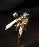 シルバー,pierced earrings,ピアス,ジュエリー,アクセサリー,ハチ,はち,蜂,ユニーク,ギフト,ジェンダーレス,モード,silver,jewelry,gift,unisex,mode,metal,モチーフ,accessory,motif,event,イベント,bee,ribbon,リボン