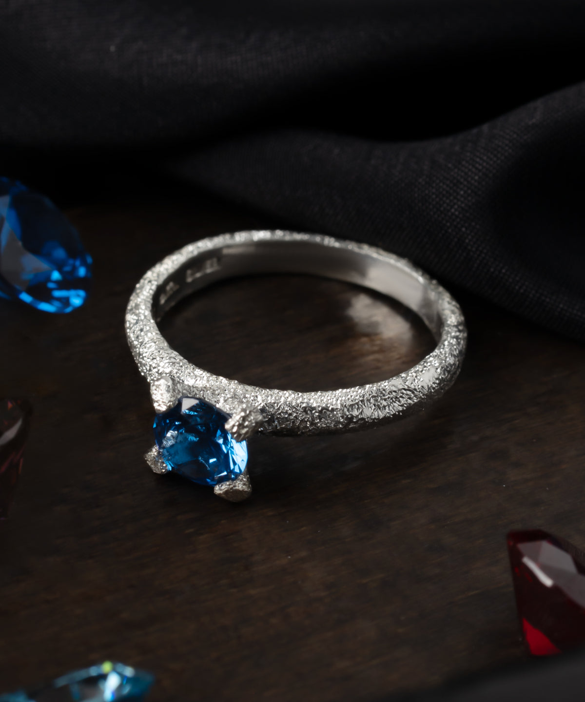 シルバー,リング,指輪,ジュエリー,アクセサリー,ユニーク,ギフト,ジェンダーレス,モード,silver,ring,jewelry,gift,unisex,mode,metal,キュービックジルコニア,cubiczirconia,accessory,motif,石替え,スターダスト加工