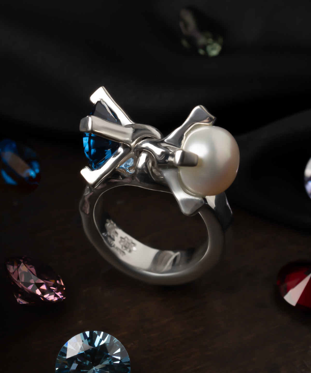 シルバー,リング,指輪,ジュエリー,アクセサリー,ユニーク,ギフト,ジェンダーレス,モード,silver,ring,jewelry,gift,unisex,mode,metal,キュービックジルコニア,cubiczirconia,accessory,motif,pearl,パール